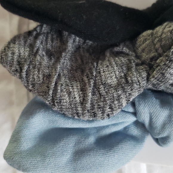 3 Bow hair ties - Picture 4 of 4